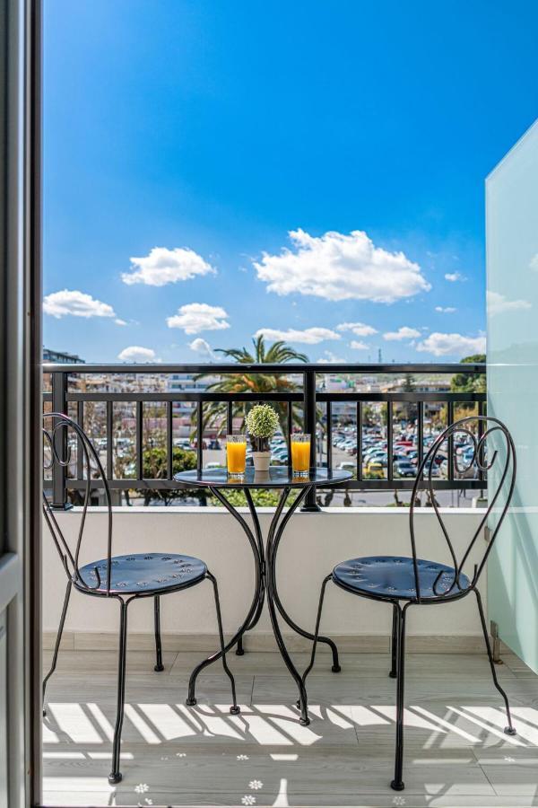 White&Gray Apartment Rethymno  Екстер'єр фото