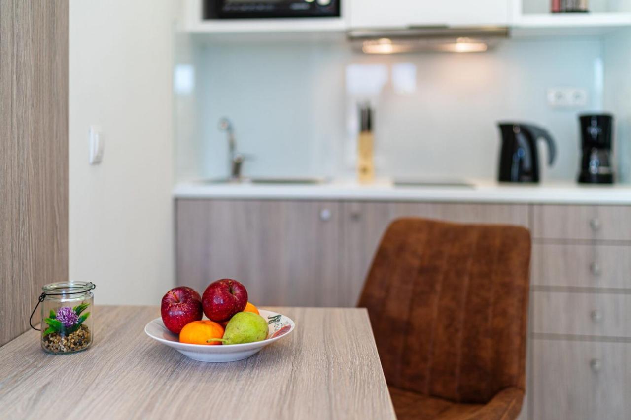 White&Gray Apartment Rethymno  Екстер'єр фото